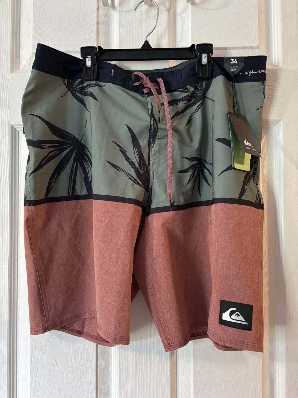 Quiksilver Boardshorts Sz 34 NWT Unlined 4-Way Stretch Men Swim Trunks